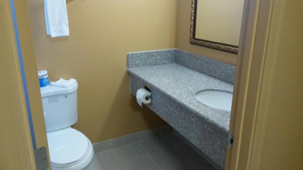 Two Palms Motel image 9